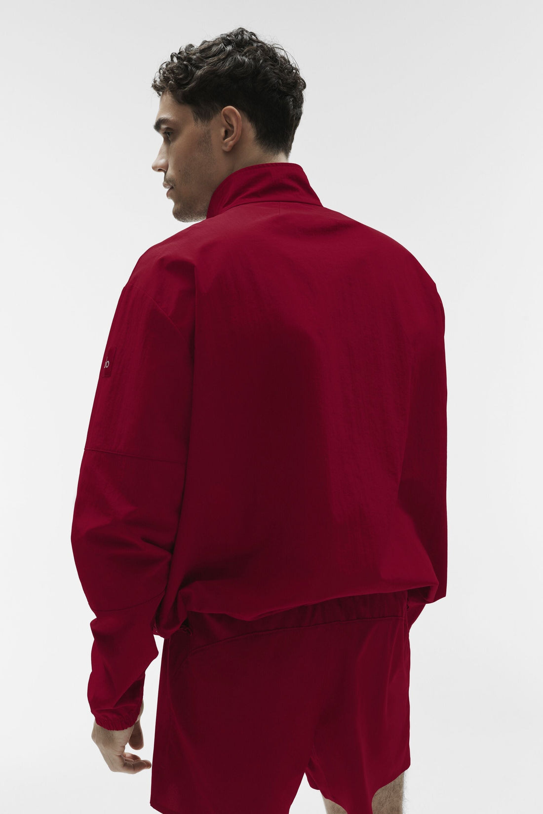Léger Takeaway Track